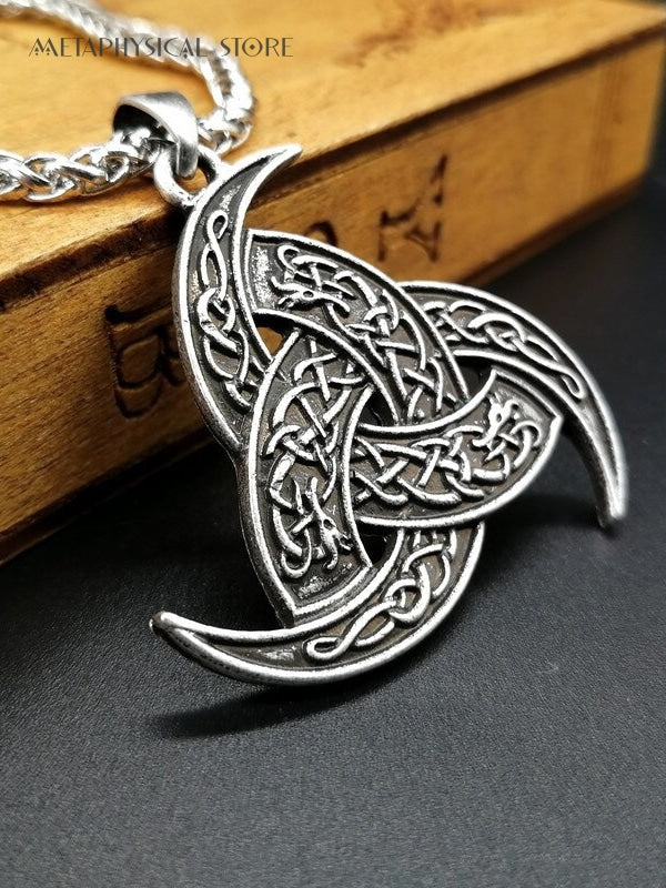 Celtic trinity knot necklace