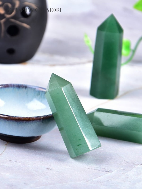 Green aventurine tower