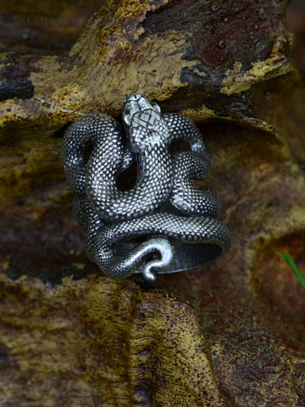 Occult snake ring