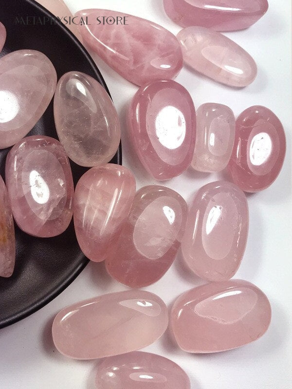 Rose quartz palm stone