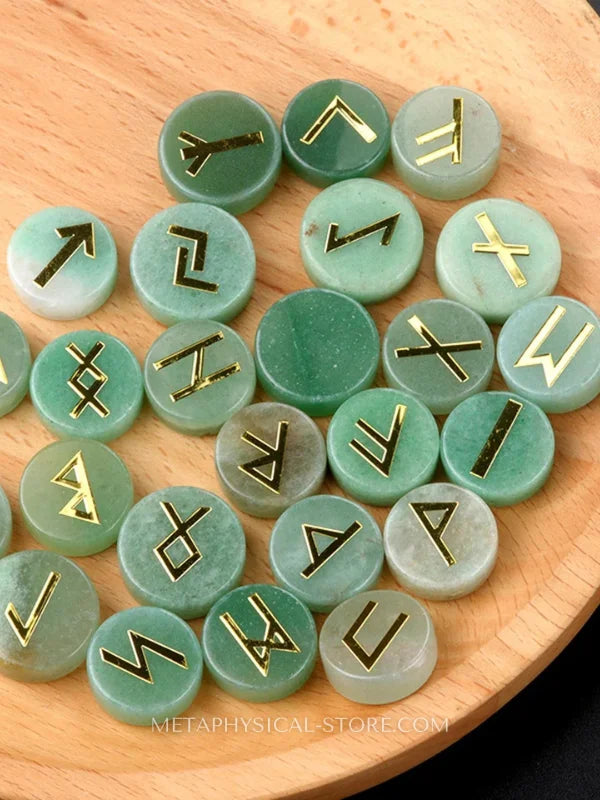 Viking Runes Oval - Green aventurine