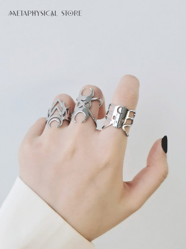Hecate moon ring
