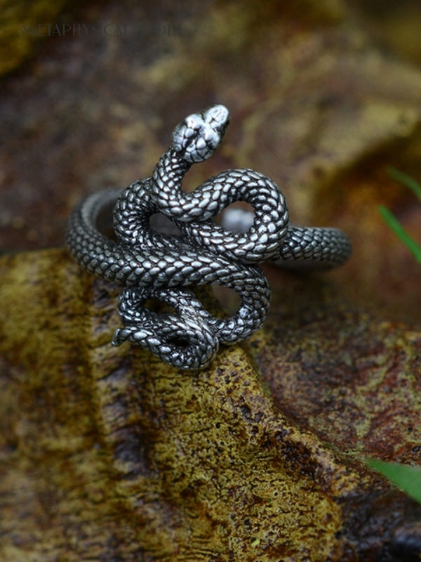 Occult snake ring