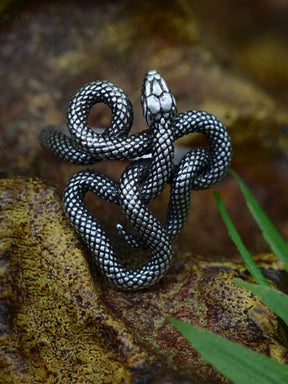 Occult snake ring